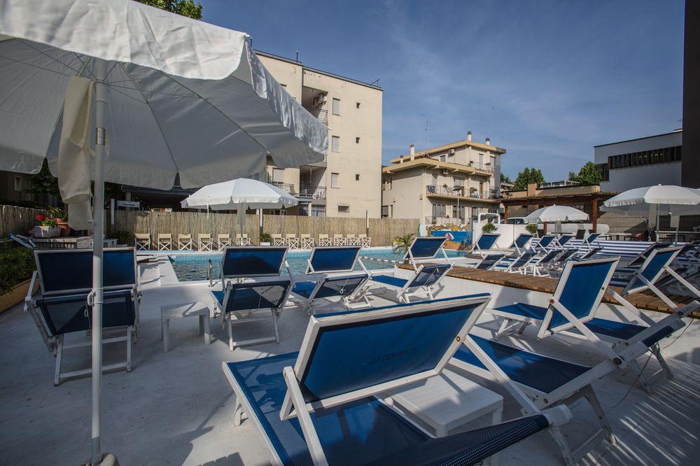 Eurhotel Rimini Exteriör bild
