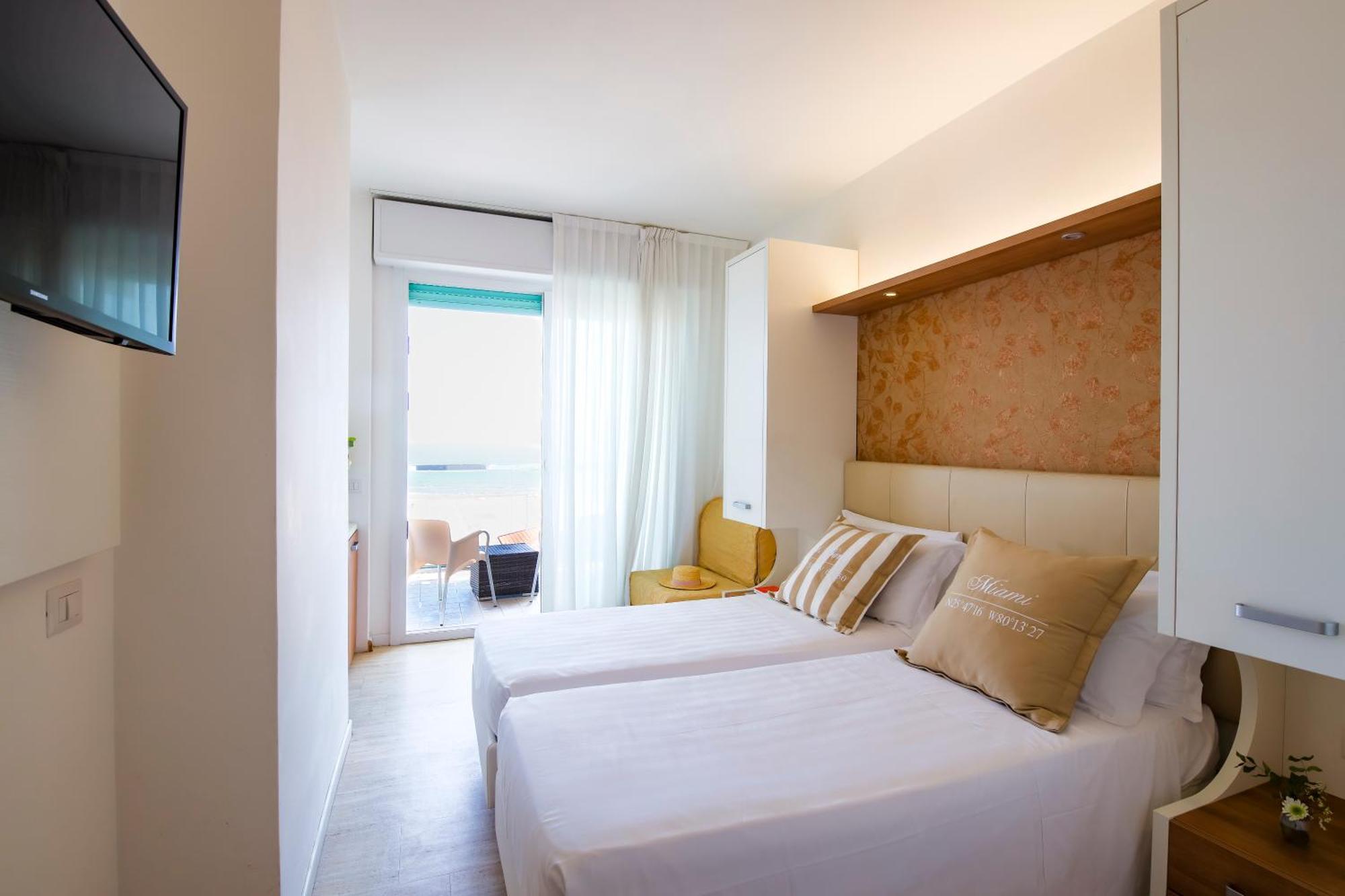 Eurhotel Rimini Exteriör bild